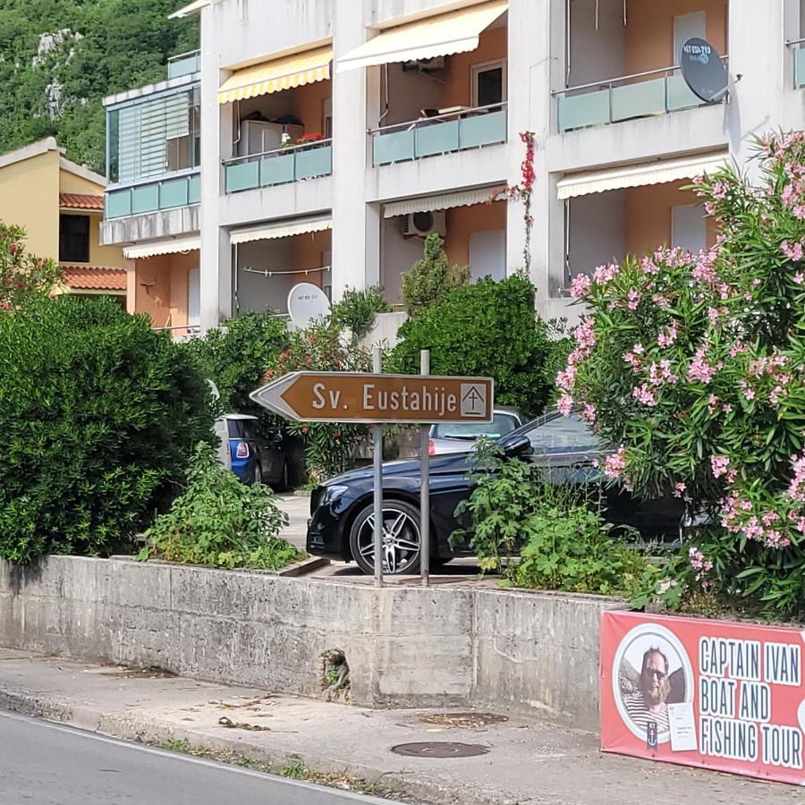Majka Apartments コトル エクステリア 写真